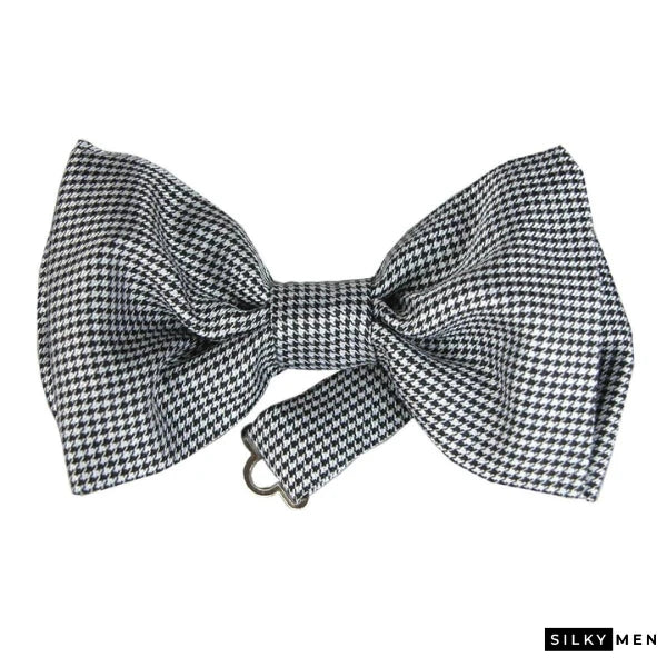 Black & White Silk Bow Tie Ready to Wear